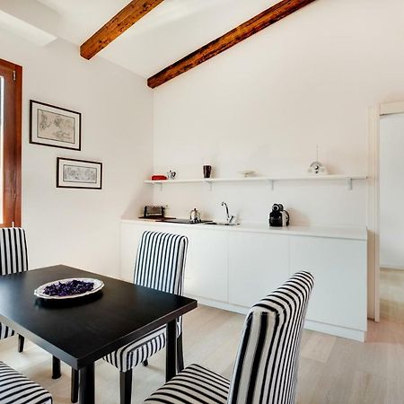 San Marcuola Apartment Βενετία Εξωτερικό φωτογραφία